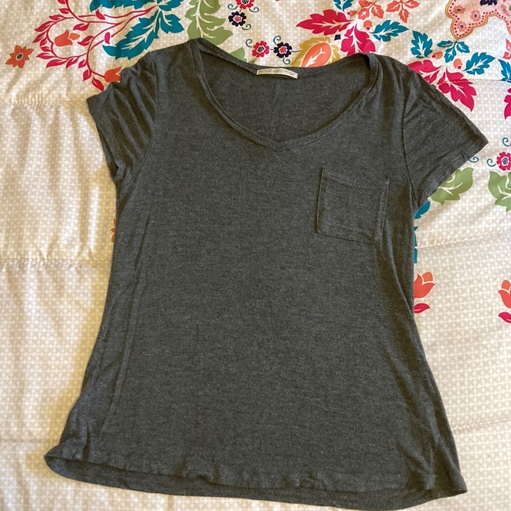 Active Basic Gray Pocket Tee Size Small